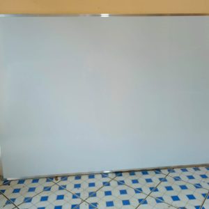 Magnetic Whiteboard 1200mm x 900mm (4ft x 3ft )